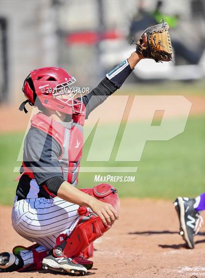 Thumbnail 3 in Alvarado vs Mineral Wells (Mineral Wells Classic) photogallery.