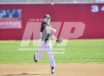 Thumbnail 2 in Alvarado vs Mineral Wells (Mineral Wells Classic) photogallery.