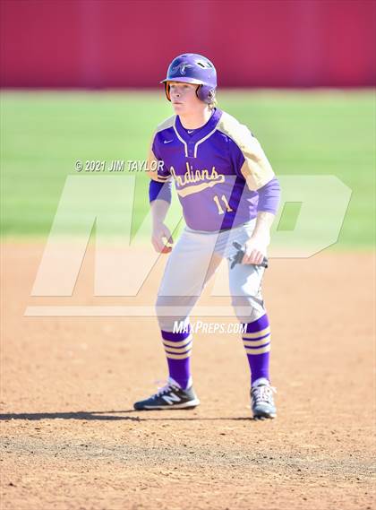 Thumbnail 3 in Alvarado vs Mineral Wells (Mineral Wells Classic) photogallery.