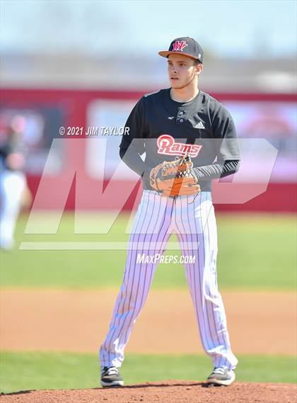 Thumbnail 2 in Alvarado vs Mineral Wells (Mineral Wells Classic) photogallery.