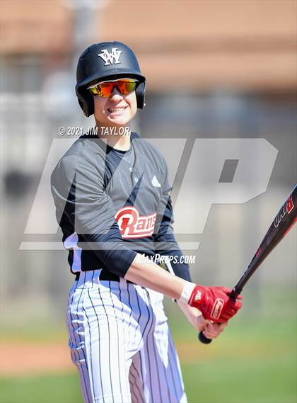 Thumbnail 2 in Alvarado vs Mineral Wells (Mineral Wells Classic) photogallery.