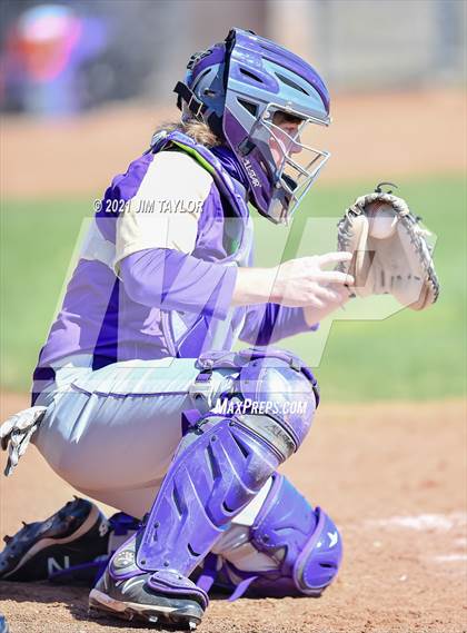 Thumbnail 3 in Alvarado vs Mineral Wells (Mineral Wells Classic) photogallery.