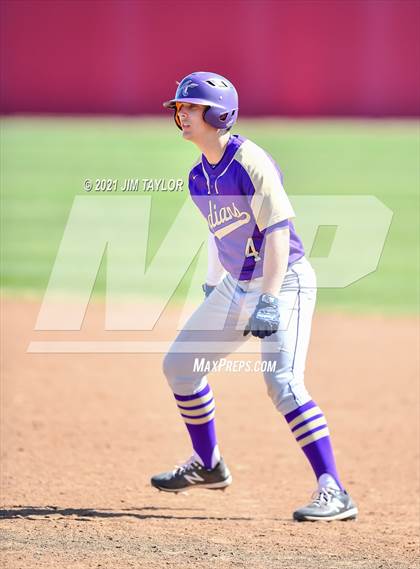 Thumbnail 3 in Alvarado vs Mineral Wells (Mineral Wells Classic) photogallery.