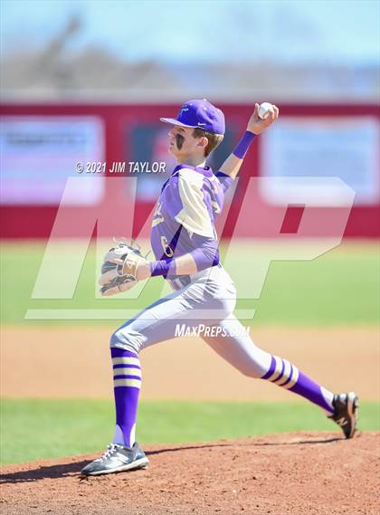 Thumbnail 2 in Alvarado vs Mineral Wells (Mineral Wells Classic) photogallery.