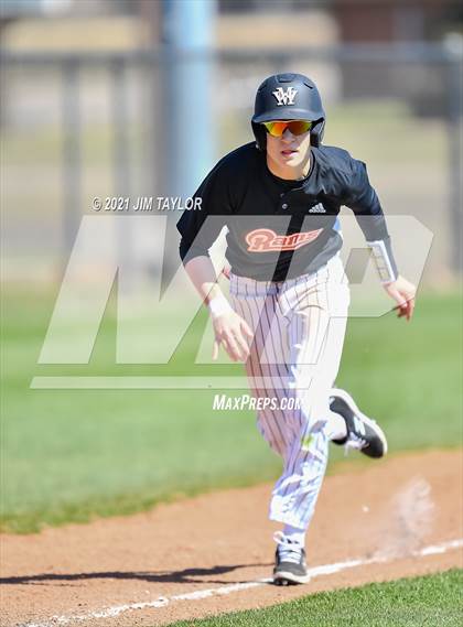Thumbnail 1 in Alvarado vs Mineral Wells (Mineral Wells Classic) photogallery.
