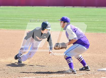 Thumbnail 3 in Alvarado vs Mineral Wells (Mineral Wells Classic) photogallery.