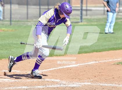 Thumbnail 2 in Alvarado vs Mineral Wells (Mineral Wells Classic) photogallery.