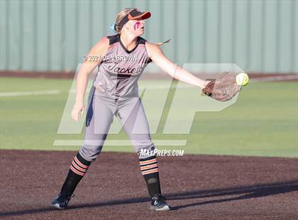 Thumbnail 2 in Wylie vs Rockwall (UIL 6A Regional Quarterfinal) photogallery.