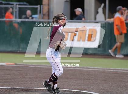 Thumbnail 2 in Wylie vs Rockwall (UIL 6A Regional Quarterfinal) photogallery.