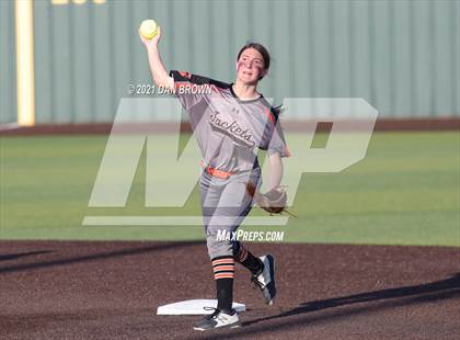 Thumbnail 1 in Wylie vs Rockwall (UIL 6A Regional Quarterfinal) photogallery.