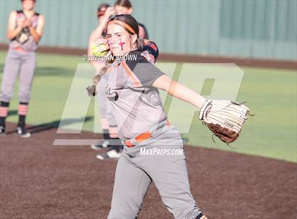 Thumbnail 3 in Wylie vs Rockwall (UIL 6A Regional Quarterfinal) photogallery.