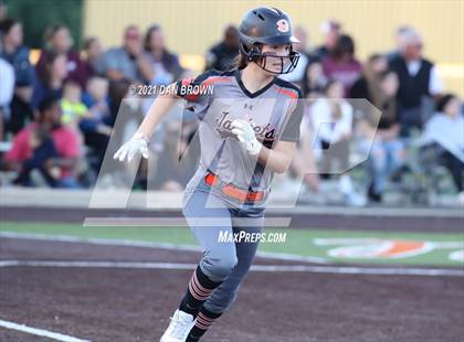 Thumbnail 3 in Wylie vs Rockwall (UIL 6A Regional Quarterfinal) photogallery.