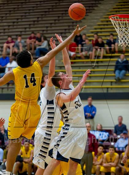 Thumbnail 1 in Boerne-Champion vs. Brennan (Bi-district Region 4) photogallery.