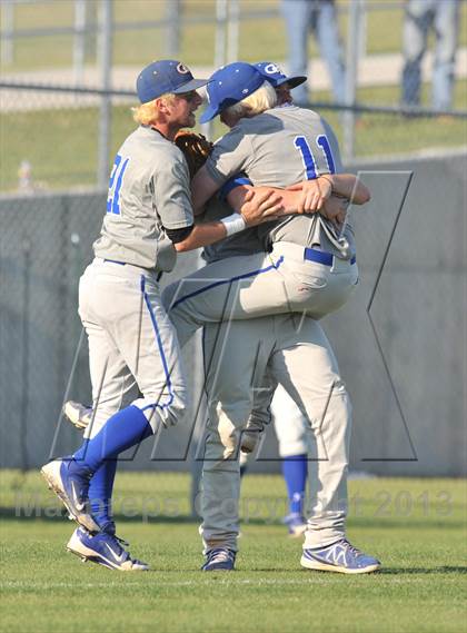 Thumbnail 2 in Brock vs Gunter (UIL 2A Region 2 Area Round) photogallery.