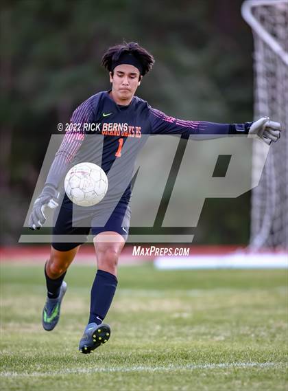 Thumbnail 2 in The Woodlands vs Grand Oaks photogallery.
