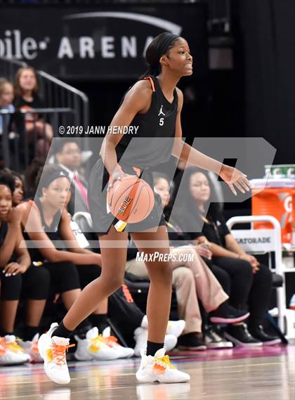 Thumbnail 3 in Jordan Brand Classic photogallery.