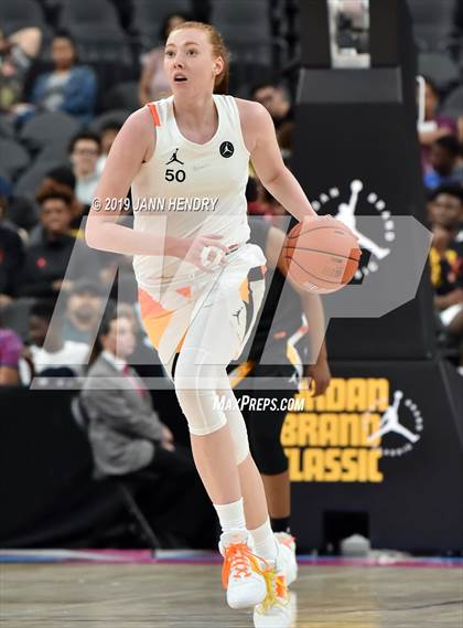 Thumbnail 3 in Jordan Brand Classic photogallery.