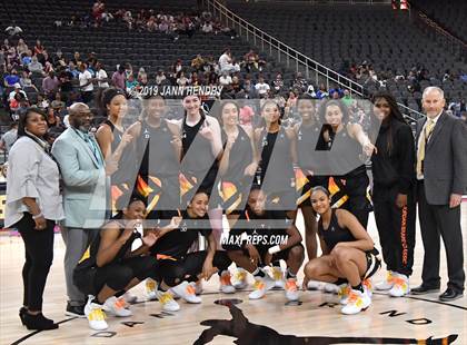 Thumbnail 1 in Jordan Brand Classic photogallery.