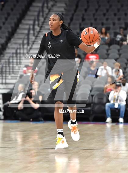 Thumbnail 2 in Jordan Brand Classic photogallery.