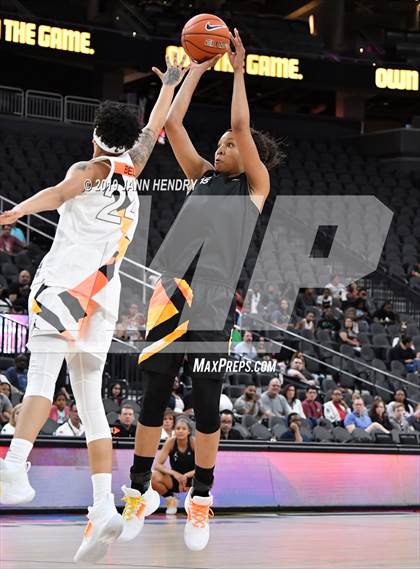 Thumbnail 2 in Jordan Brand Classic photogallery.