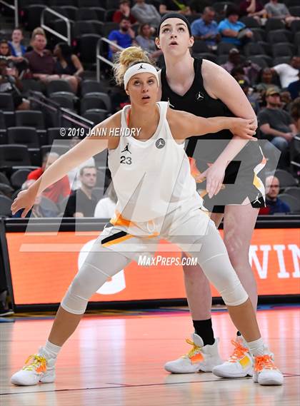 Thumbnail 3 in Jordan Brand Classic photogallery.