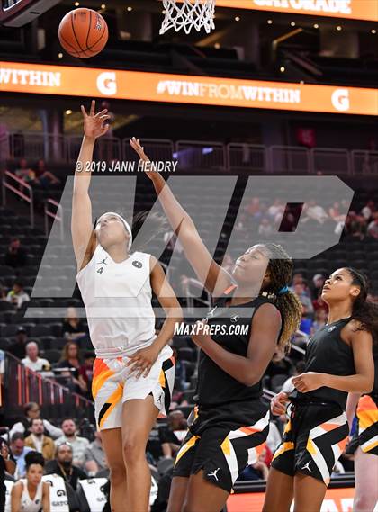 Thumbnail 3 in Jordan Brand Classic photogallery.