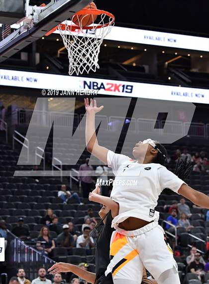 Thumbnail 3 in Jordan Brand Classic photogallery.