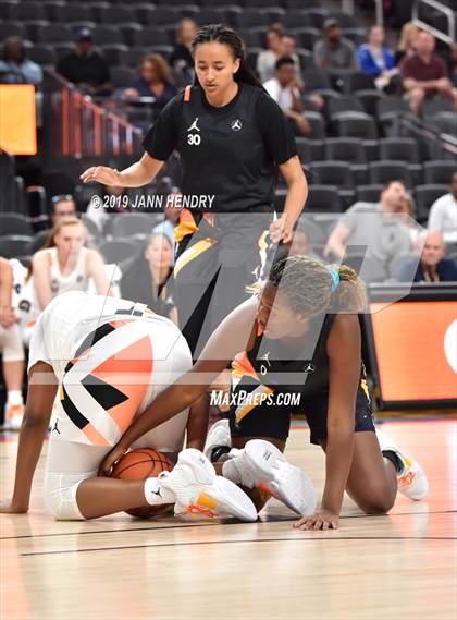 Thumbnail 2 in Jordan Brand Classic photogallery.