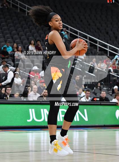 Thumbnail 3 in Jordan Brand Classic photogallery.
