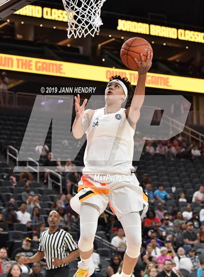 Thumbnail 3 in Jordan Brand Classic photogallery.