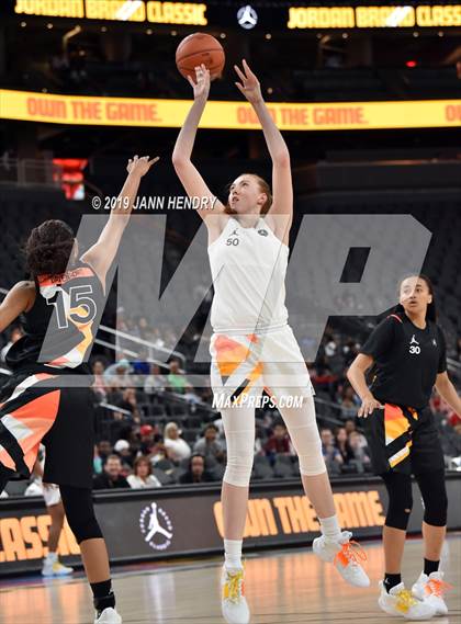 Thumbnail 3 in Jordan Brand Classic photogallery.