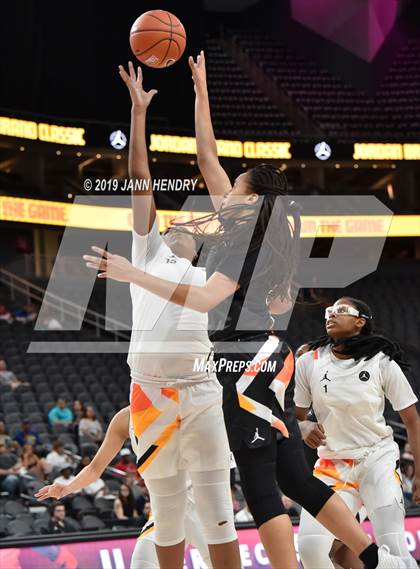Thumbnail 2 in Jordan Brand Classic photogallery.