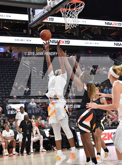 Thumbnail 1 in Jordan Brand Classic photogallery.