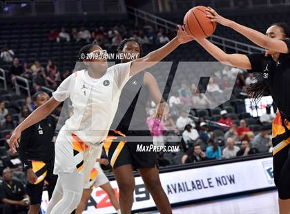 Thumbnail 2 in Jordan Brand Classic photogallery.