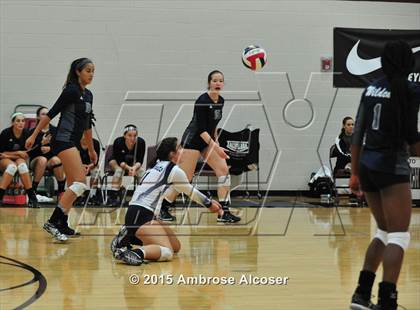 Thumbnail 3 in Cypress Woods vs. Tomball Memorial (NIKE Volleyball Classic) photogallery.