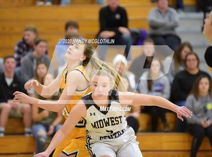Thumbnail 3 in Illini Central/Greenview @ Midwest Central/Delavan photogallery.