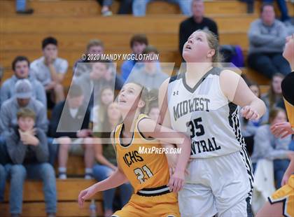 Thumbnail 1 in Illini Central/Greenview @ Midwest Central/Delavan photogallery.