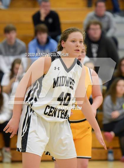 Thumbnail 2 in Illini Central/Greenview @ Midwest Central/Delavan photogallery.
