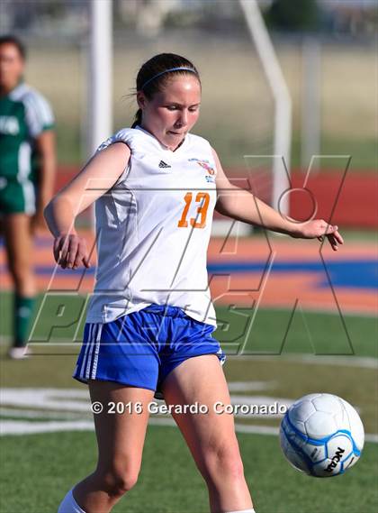 Thumbnail 1 in Manteca @ Kimball photogallery.