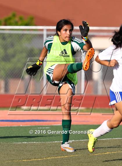 Thumbnail 1 in Manteca @ Kimball photogallery.