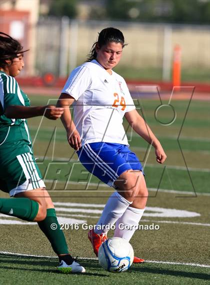 Thumbnail 1 in Manteca @ Kimball photogallery.