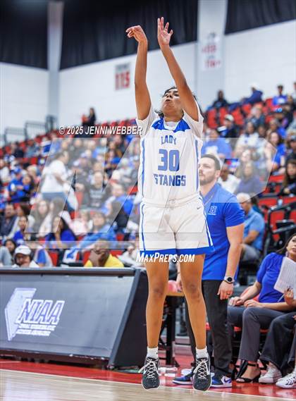 Thumbnail 3 in Needles vs. Lincoln County (NIAA 2A Final) photogallery.