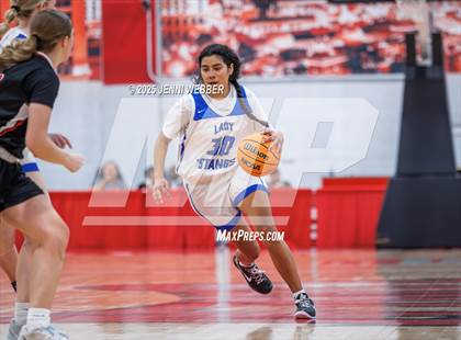 Thumbnail 2 in Needles vs. Lincoln County (NIAA 2A Final) photogallery.