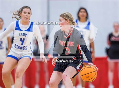 Thumbnail 2 in Needles vs. Lincoln County (NIAA 2A Final) photogallery.