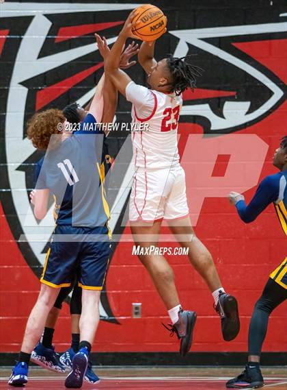 Thumbnail 3 in Cape Fear @ Seventy-First photogallery.