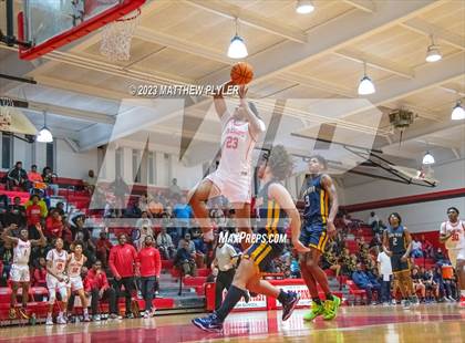 Thumbnail 3 in Cape Fear @ Seventy-First photogallery.