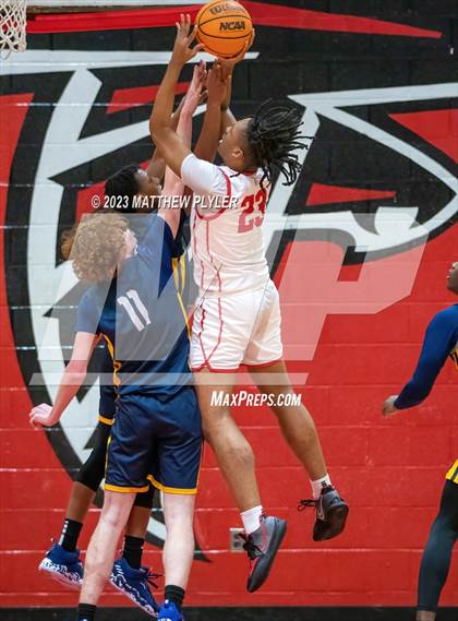 Thumbnail 1 in Cape Fear @ Seventy-First photogallery.