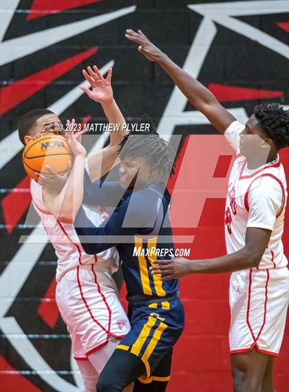 Thumbnail 3 in Cape Fear @ Seventy-First photogallery.