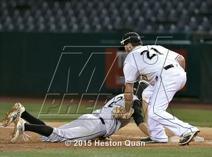 Thumbnail 2 in Foothill @ Canyon photogallery.