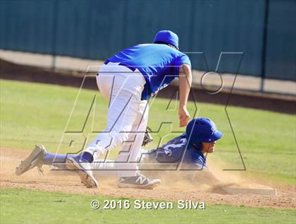 Thumbnail 3 in Green Valley vs. Rancho Bernardo (66th Annual San Diego Lions Tournament) photogallery.
